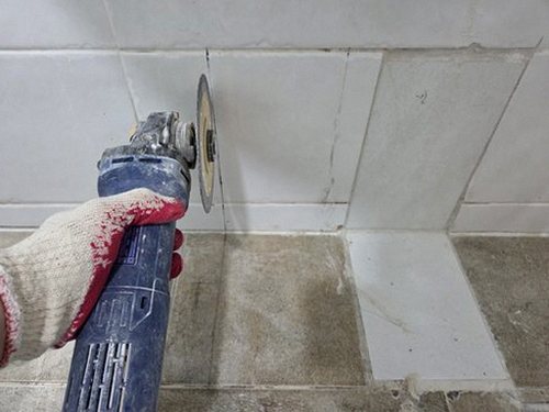 누수탐지 오룡동 누수탐지 화장실배관누수 방치하면 바닥 곰팡이까지