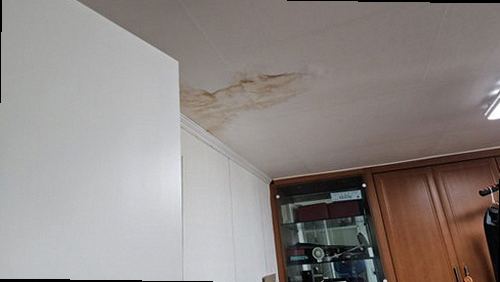 부산 남구 누수탐지 감만동 아파트 5층 거실 천장 아래 시공 후기 사진