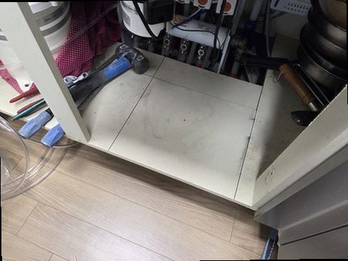영도구 누수탐지 해양동 오피스텔 9층 침실 벽 아래 시공 후기 사진