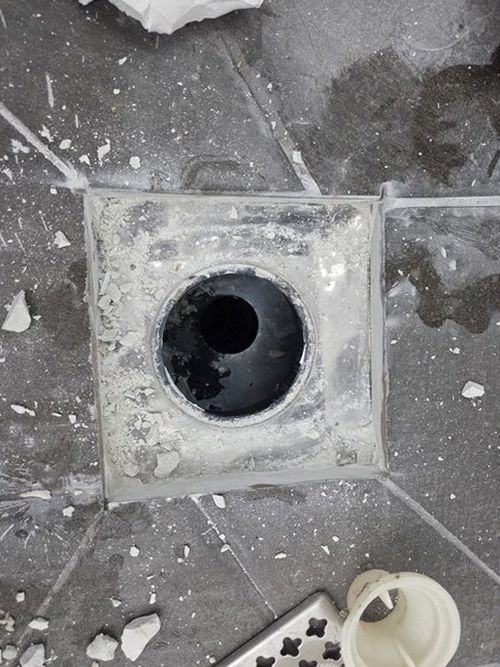 청주시 상당구 누수탐지 영운동 아파트 6층 욕실 문턱 주변 시공 후기 사진