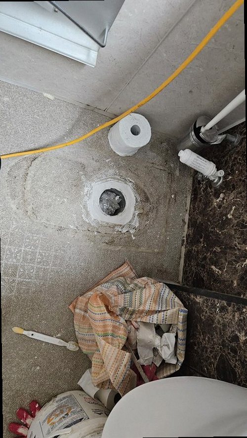 대덕구 누수탐지 비래동 상가 1층 천장 조명 주변 시공 후기 사진