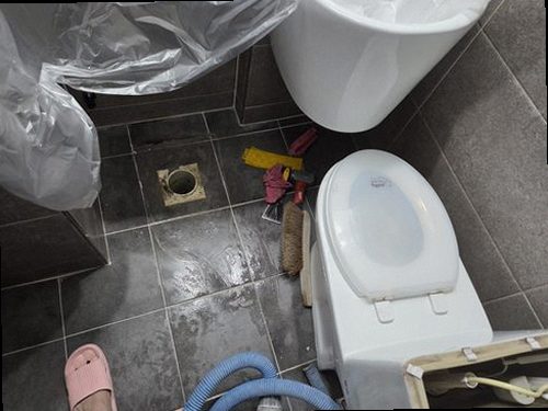 부산 남구 누수탐지 용호동 빌라 4층 욕실 입구 시공 후기 사진
