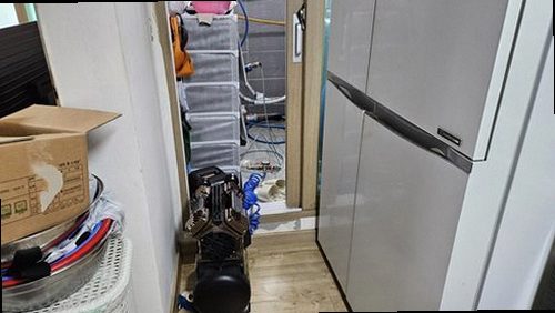 누수탐지 배관 압력과 샤워 후 습도 변화를 비교하는 점검 과정