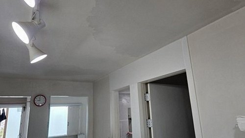누수탐지 이원면 누수탐지 아파트 안방 천장 얼룩은 언제 확인할까