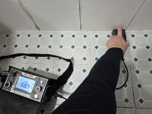 누수탐지 미룬 누수, 천장 피해 키웁니다