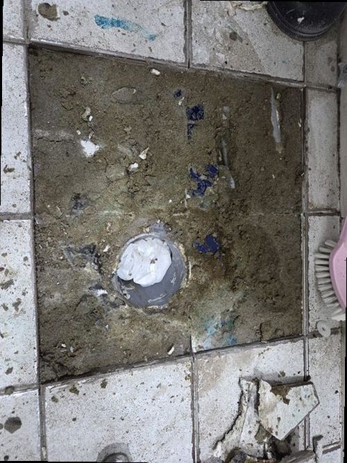 금정구 누수탐지 금사동 상가건물 1층 천장 시공 후기 사진