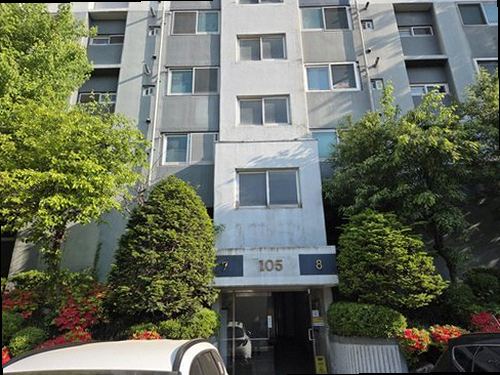 부산 서구 누수탐지 누수 의심 부위와 계량기 상태를 기록하는 점검 장면