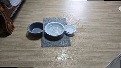 부산 중구 누수탐지 대창동 아파트 9층 거실 바닥 시공 후기 사진