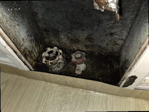 부산진구 누수탐지 부암동 연립주택 3층 현관 벽면 시공 후기 사진