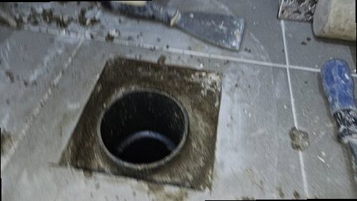 연제구 누수탐지 수영동 상가 2층 창가 옆 시공 후기 사진