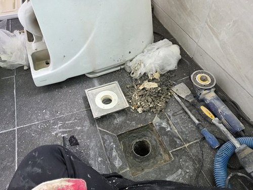 누수탐지 군서면 누수탐지 미루면 아파트 천장 얼룩이 번집니다