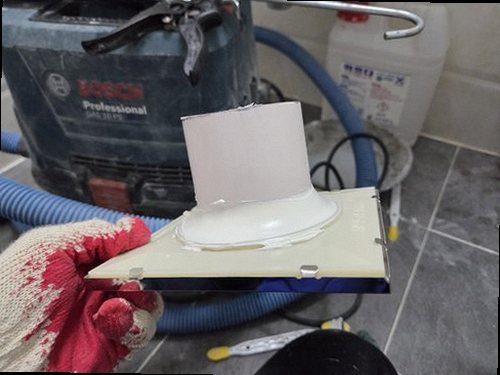 대덕구 누수탐지 비래동 빌라 1층 계단 벽 시공 후기 사진