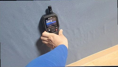 부산 중구 누수탐지 천장 얼룩과 주변 습기 상태를 확인하는 현장