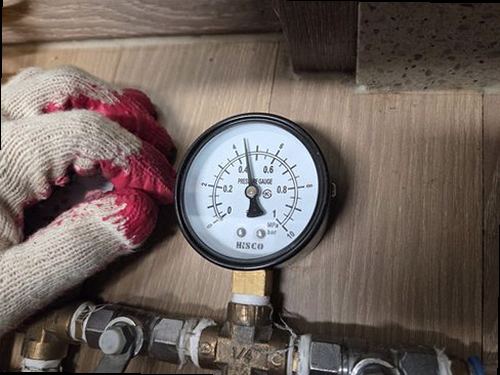부산 남구 누수탐지 분포동 아파트 지하주차장 기둥 옆 시공 후기 사진