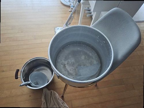 대전 중구 누수탐지 용두동 아파트 5층 거실 벽면 시공 후기 사진