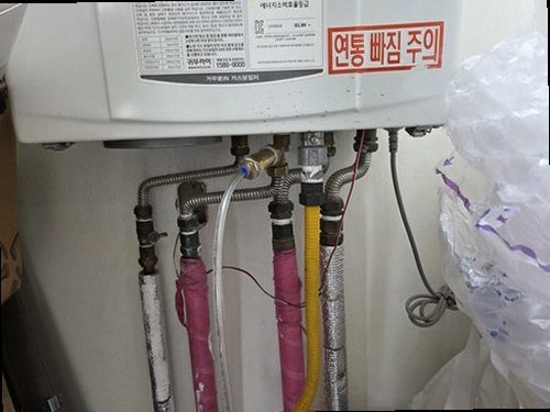 부산 중구 누수탐지 보수동 단독주택 2층 창가 벽면 시공 후기 사진