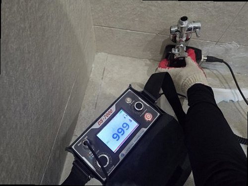 부산 서구 누수탐지 배관 점검 단계별 확인 과정을 설명하는 현장 이미지