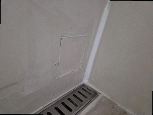 부산 중구 누수탐지 신창동 상가 2층 화장실 벽면 시공 후기 사진