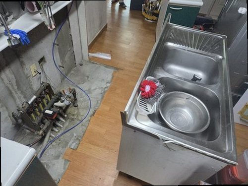 청주시 청원구 누수탐지 오근장동 아파트 4층 주방 싱크대 아래 시공 후기 사진