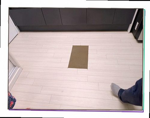 누수탐지 누수 발생 위치와 주변 습기를 확인하는 현장 점검 모습