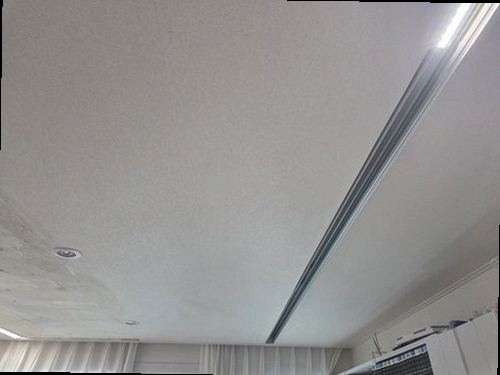 강남구 누수탐지 방배동 빌라 5층 거실 창가 아래 시공 후기 사진