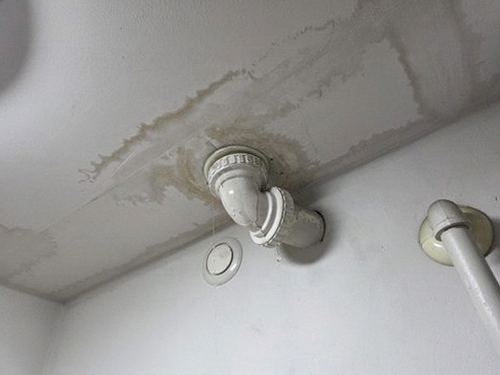 누수탐지 구포동 누수탐지 빌라 벽지 얼룩을 직접 확인해 보니