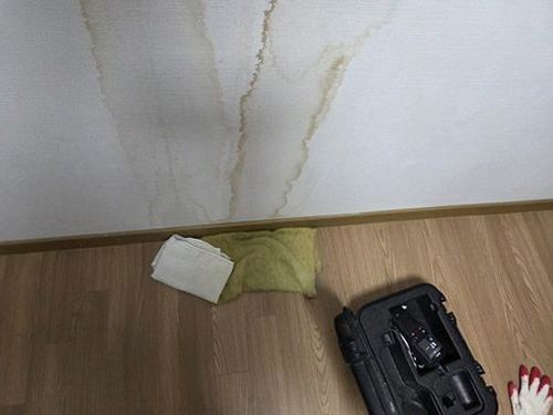 누수탐지 배관 경로와 측정 결과를 대조해 누수 위치를 좁히는 과정