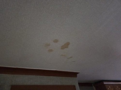 누수탐지 금천동 누수탐지 빌라 벽지 얼룩 왜 방치하면 안 될까