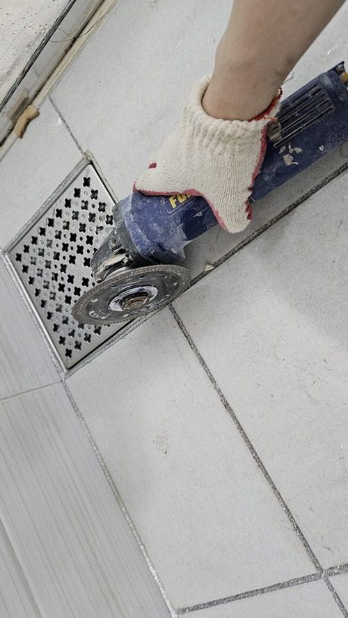 누수탐지 중앙동 누수탐지 아파트 천장 얼룩 왜 방치하면 안 될까