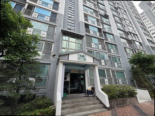 누수탐지 점검 결과에 따라 배관과 방수층을 구분하는 모습