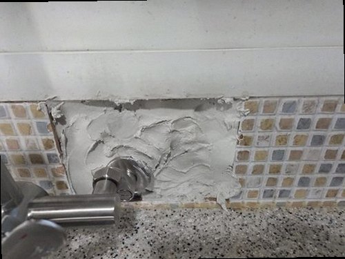 대전 서구 누수탐지 복수동 빌라 2층 주방 싱크대 안쪽 시공 후기 사진