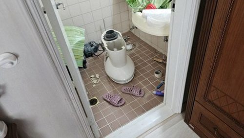 누수탐지 범천동 누수탐지 미루면 아파트 천장 얼룩이 번집니다