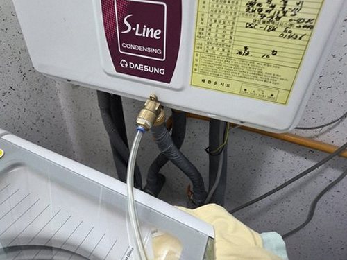 누수탐지 배관 점검과 수리 후 압력 확인 절차