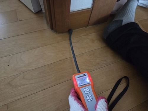 누수탐지 의외로 놓치기 쉬운 벽지 물맺힘