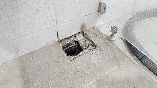 누수탐지 화명동 누수탐지 늦추면 욕실 아래층 피해로 번집니다