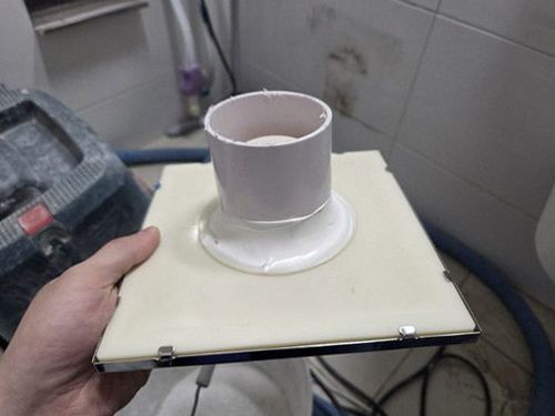 누수탐지 계량기 점검 장면