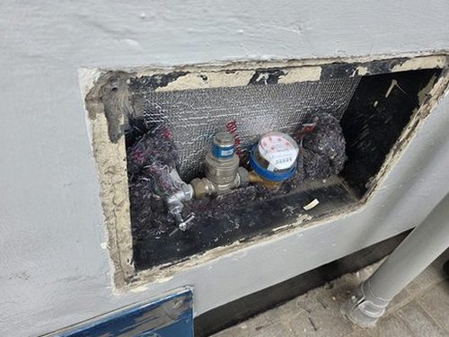 부산 남구 누수탐지 대연동 빌라 4층 거실 창가 시공 후기 사진