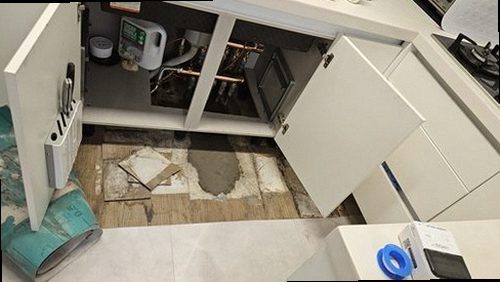 부산 서구 누수탐지 서대신동 빌라 3층 주방 천장 시공 후기 사진