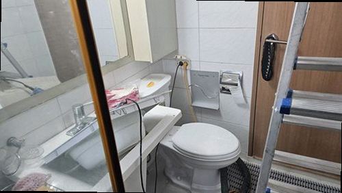 대덕구 누수탐지 법동 원룸 3층 화장실 바닥 시공 후기 사진