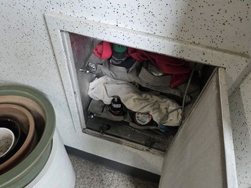 누수탐지 남이면 누수탐지 미루면 빌라 욕실 배관 피해 커집니다