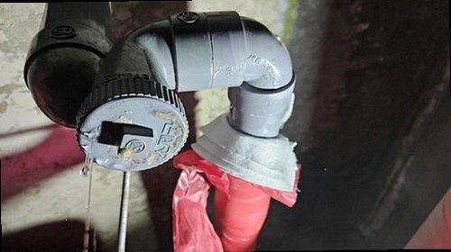 강북구 누수탐지 천장 누수 흔적과 현장 점검 모습
