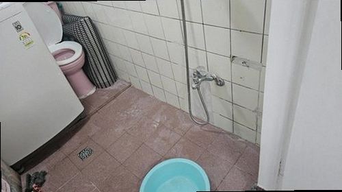 덕양구 누수탐지 수도계량기 별침과 밸브를 확인하는 누수 점검 장면