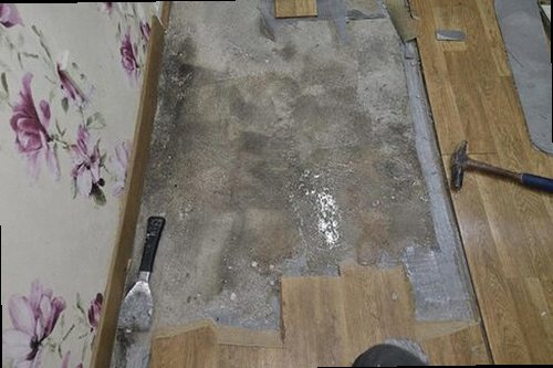 원미구 누수탐지 수도계량기 별침과 잠금 밸브를 확인하는 모습