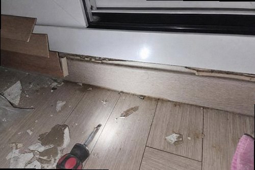 누수탐지 천장 누수 흔적과 벽면 수분 상태를 확인하는 현장