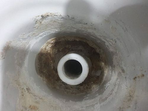 성북구 동선동 하수구막힘 — 욕실 배수 지연