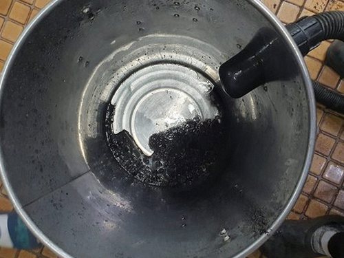 서대문구 영천동 하수구막힘 — 바닥 배수구의 물 고임
