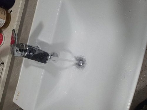 강남구 압구정동 하수구막힘 — 배수구 물 고임