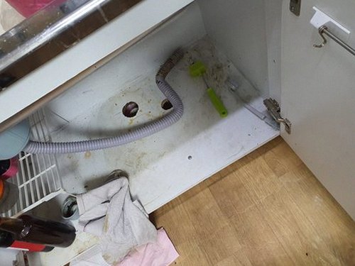 팔달구 매산동 하수구막힘 — 세탁 공간 배수구의 역류