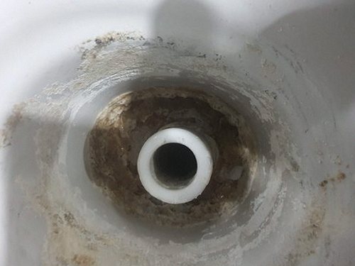 서해구 공촌동 하수구막힘 — 욕실 배수구 물 고임