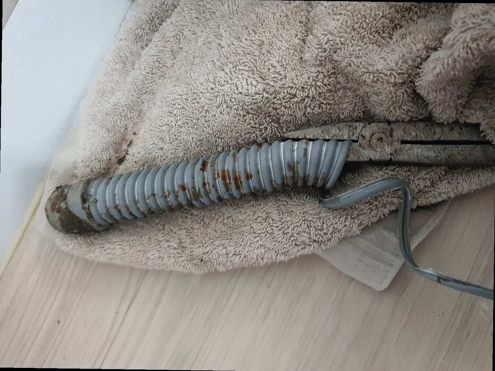 하수구막힘 서대문구 영천동 하수구막힘 베란다 하수구 냄새 직접 확인해보니 달랐던 해결 순서